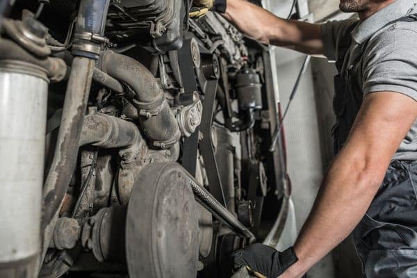 Motorhome engine repair in Apopka, FL